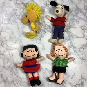 Vtg United Plush Stuffed Snoopy Woodstock Lucy Peppermint Patty 1952 1968 1972